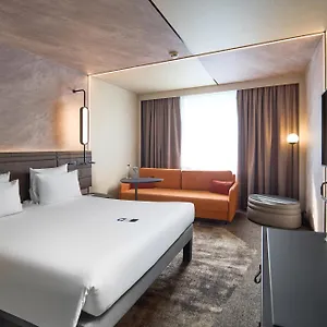 **** Hotel Novotel Wenceslas Square Czechy